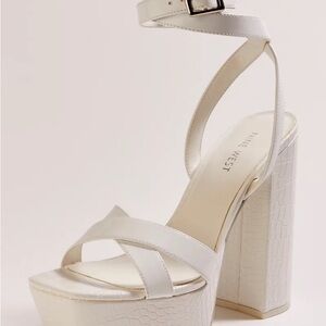 Nine West White Platform heels